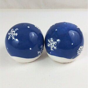 Vintage CKRO Blue With White Snow & Snowflakes 2.5" Salt & Pepper Shakers
